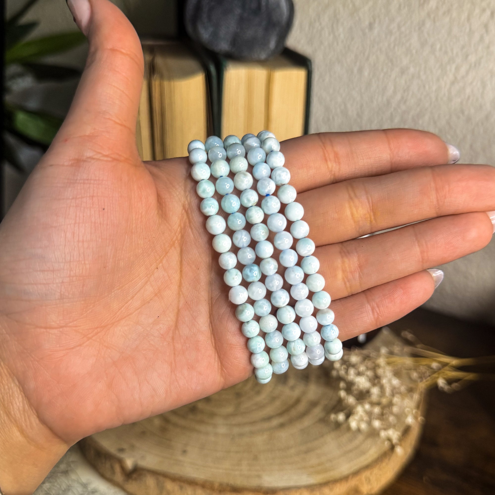 Pulsera elástica de larimar