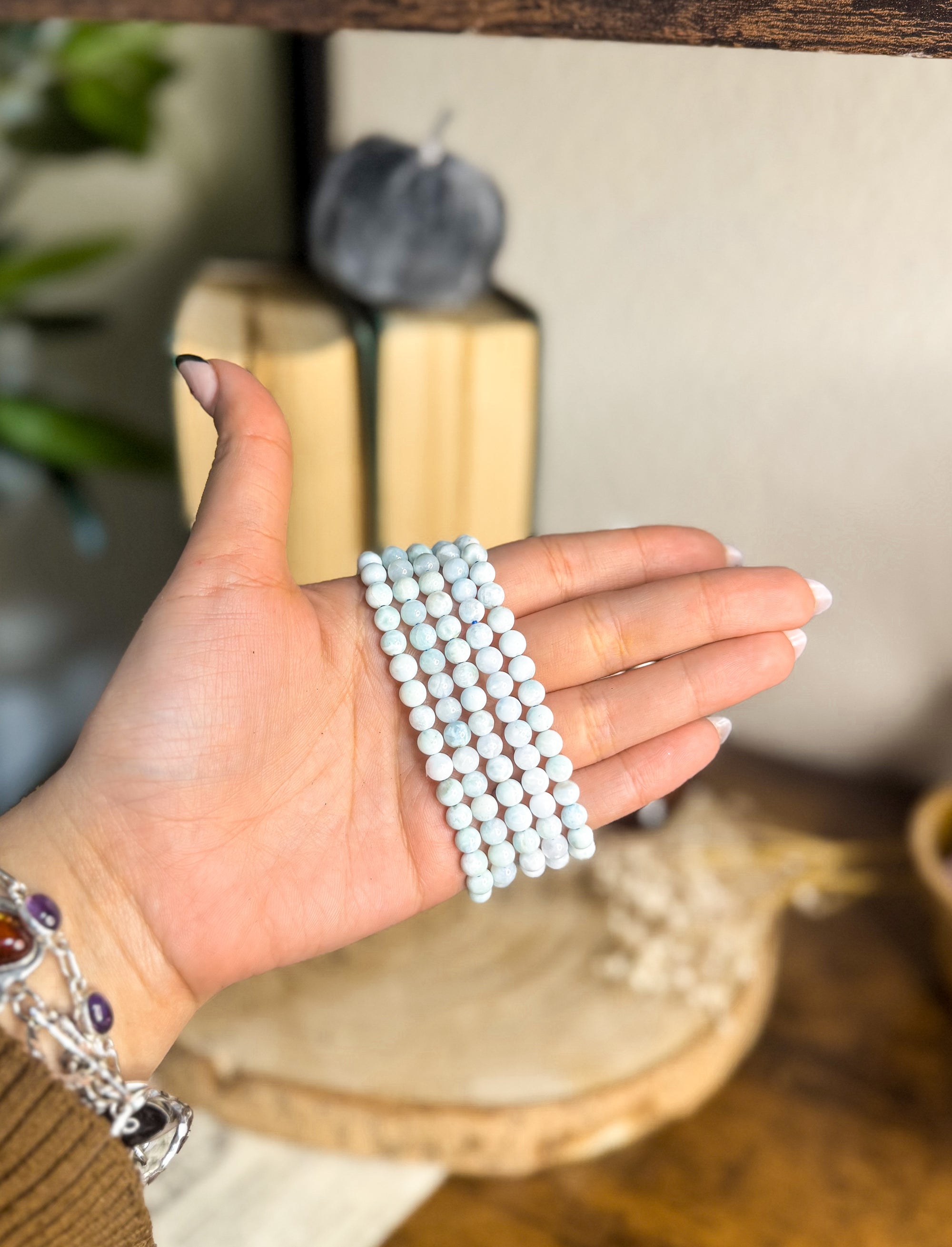 Pulsera elástica de larimar